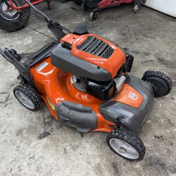 Husqurvarna Lawn Mower