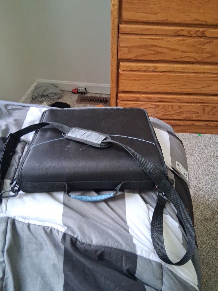 Case It Book Bag Over Shoulder