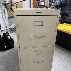 Metal Filing Cabinet 