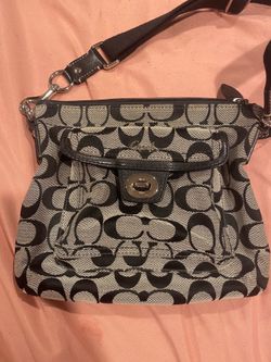 Black crossbody purse