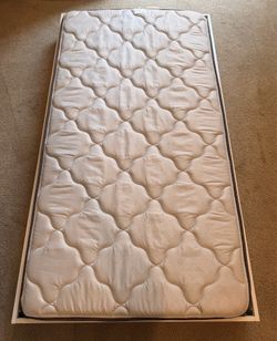 Pottery Barn Kids - Trundle Bed/Mattress