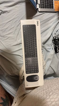 Dell Pro 7 Slim Keyboard and Mouse - KM726 - US English Dual OS