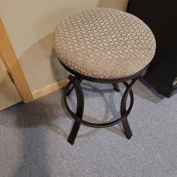 STOOLS 24" TALL.. LIKE NEW