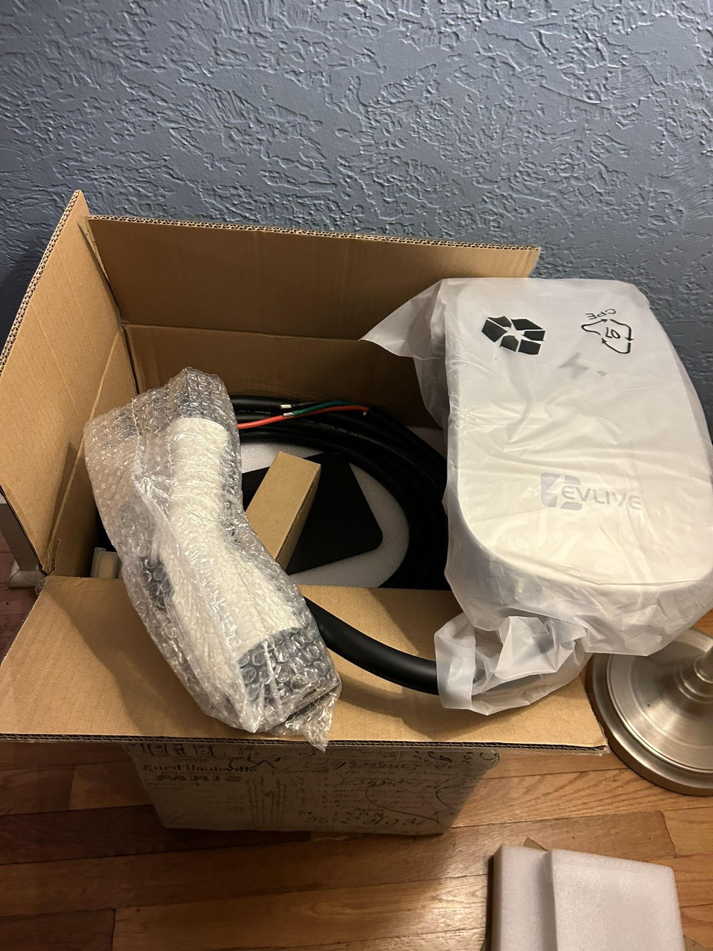 Electric car charger