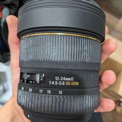 Sigma 12-24mm D 1:4.5-5.6 DG HSM lens