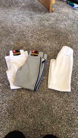 New w/Tags Small Under Armour Baseball Pants