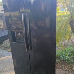 Frigidaire Gallery Refrigerator 