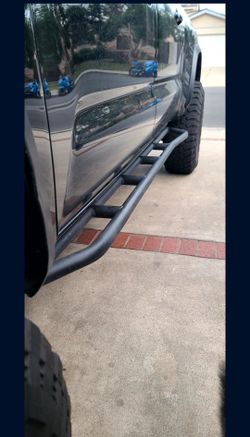 Toyota Tacoma Cali Raised Sliders