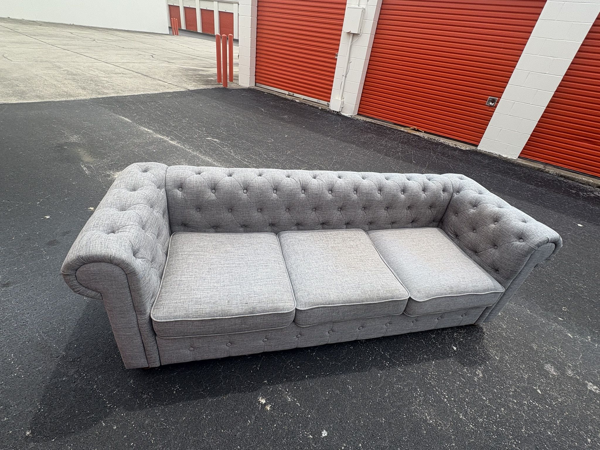 Couch WILL DELIVER
