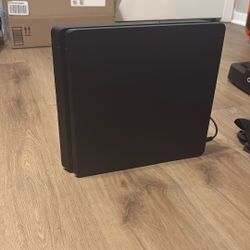 PS4 1TB