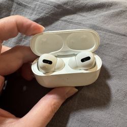 AirPods Pro