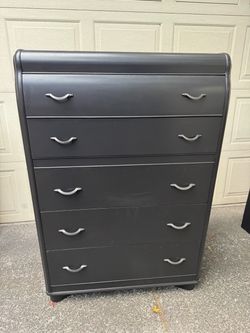 5 drawer waterfall dresser
