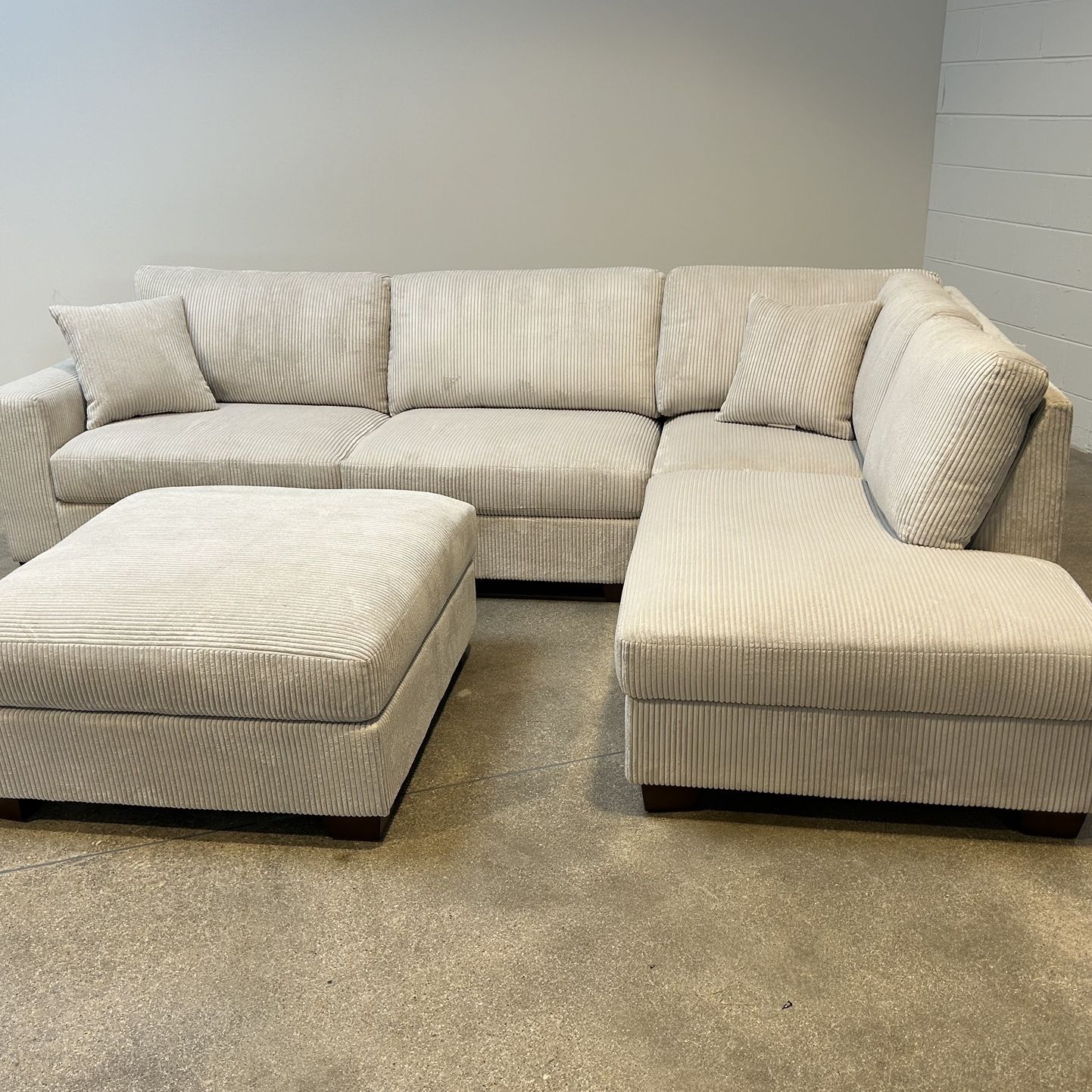 Thomasville 2-Piece Sectional Couch with matching Ottoman