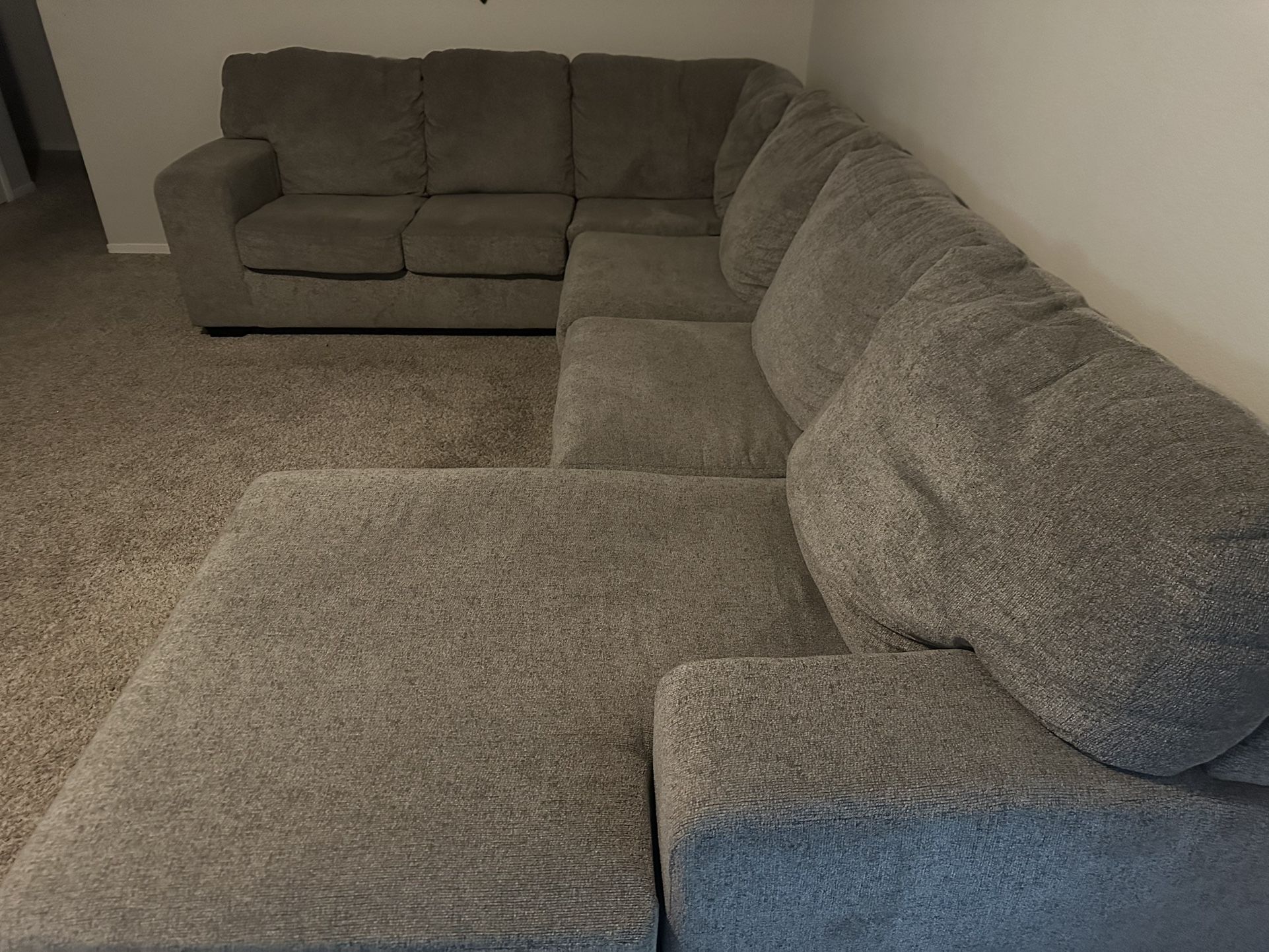 Sectional Couche