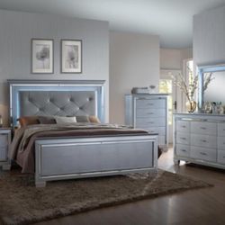 4 Pc Queen Bedroom Set
