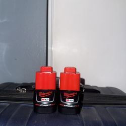 Milwaukee M12 12-Volt Lithium-Ion 2.0 Ah Compact Battery(s)