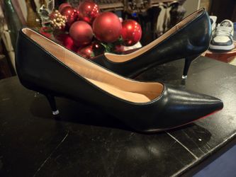 Black  High Heels Size 7.5
