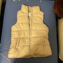 Old Navy Womens Beige Front Pockets Full Zip Puffer Vest Jacket Size Xs