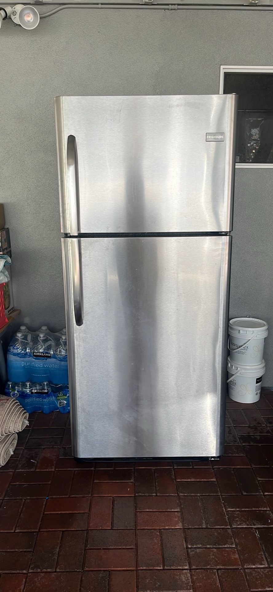 Frigidaire refrigerator