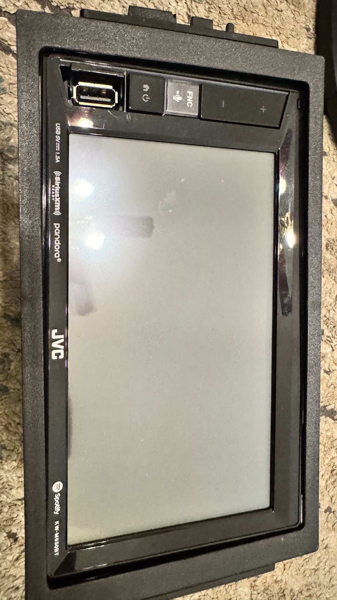 JVC KW-M650BT Apple CarPlay Digital Media Receiver