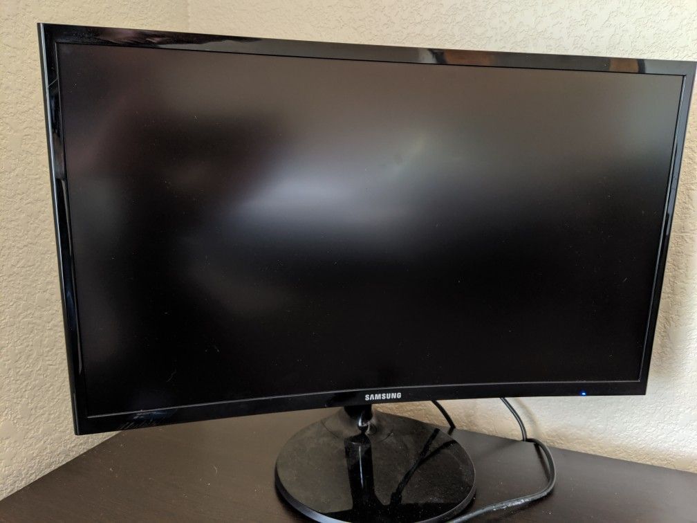 Samsung 24" Curved FHD Monitors