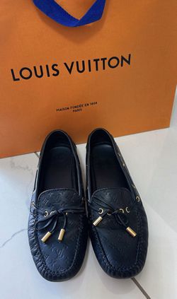 Louis Vuitton.-GLORIA FLAT LOAFER for Sale in Marrero, LA - OfferUp