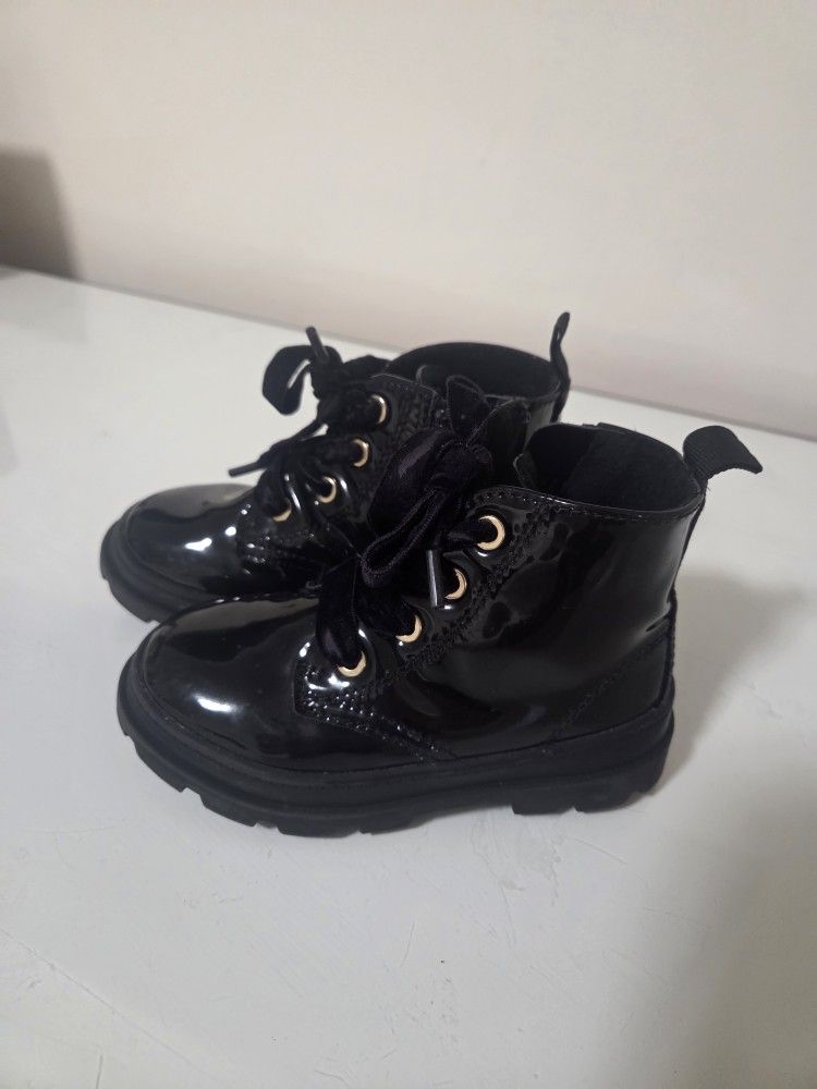 Boots for girls (toddler), like new, size 7.5