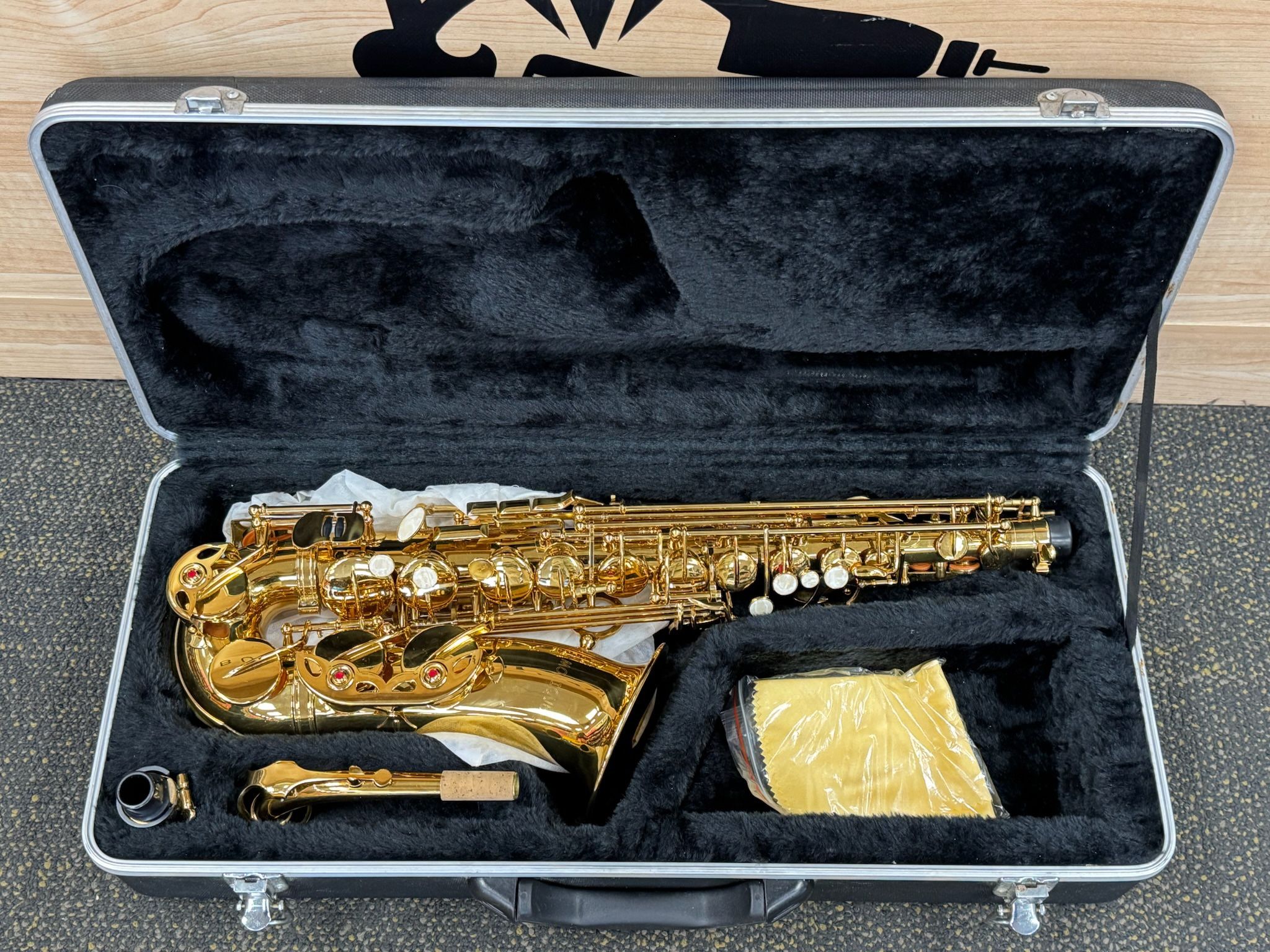 Monique Alto Saxophone. Gold-Lacquered Brass