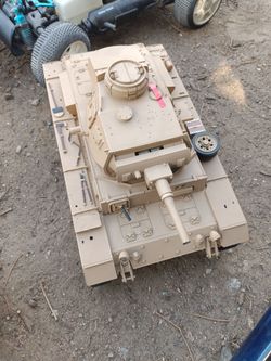 Heng long rc battle tank 1/16 scale