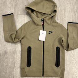 Nike Tech Jacket 