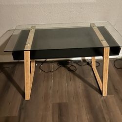Sleek Desk