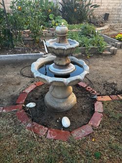 Large Two-Tier Outdoor Garden Fountain