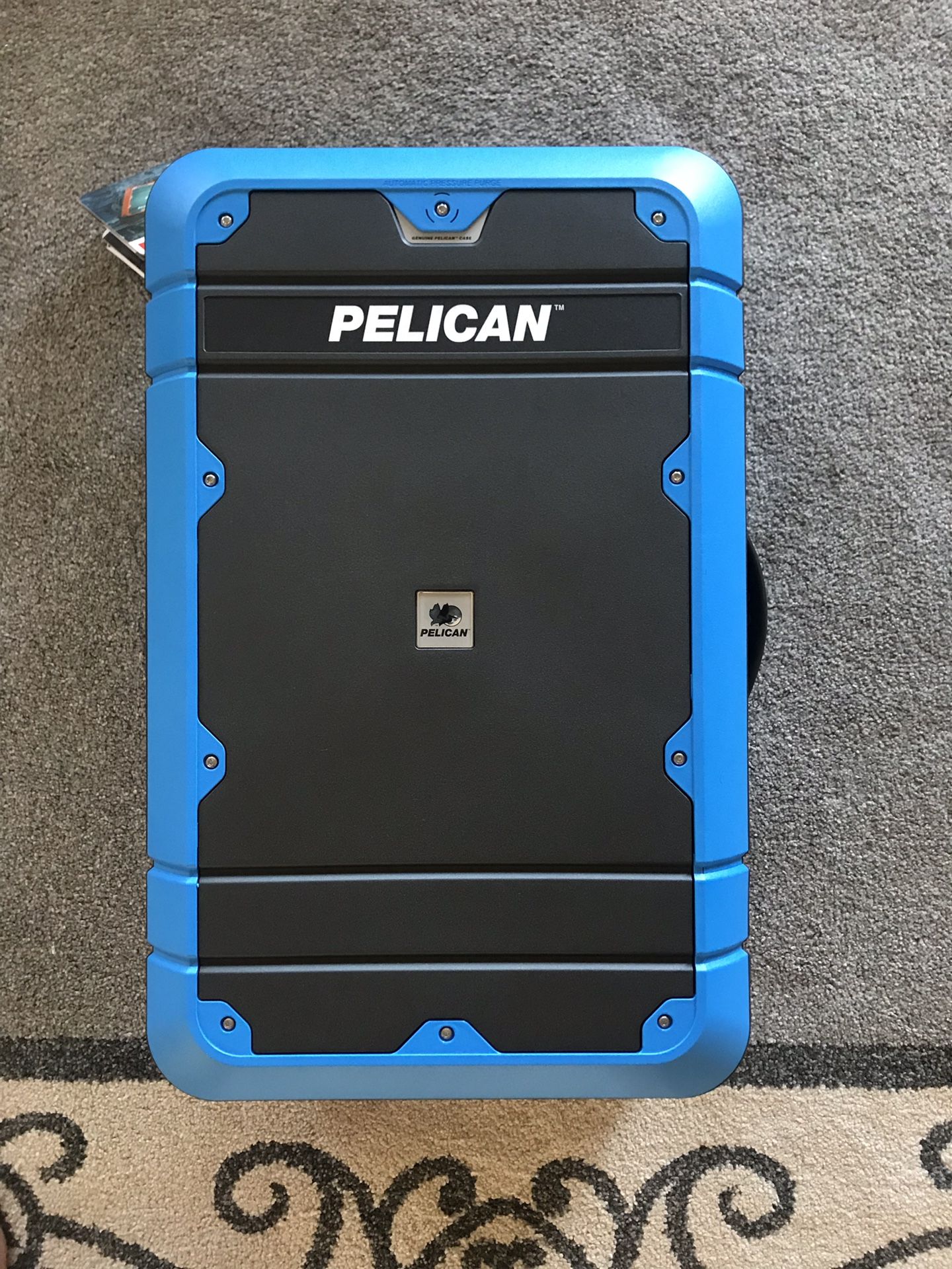 Pelican Elite Luggage Carry-On Travel System EL22