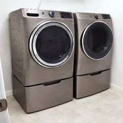 GE Washer And Electric Dryer With Pedestals 