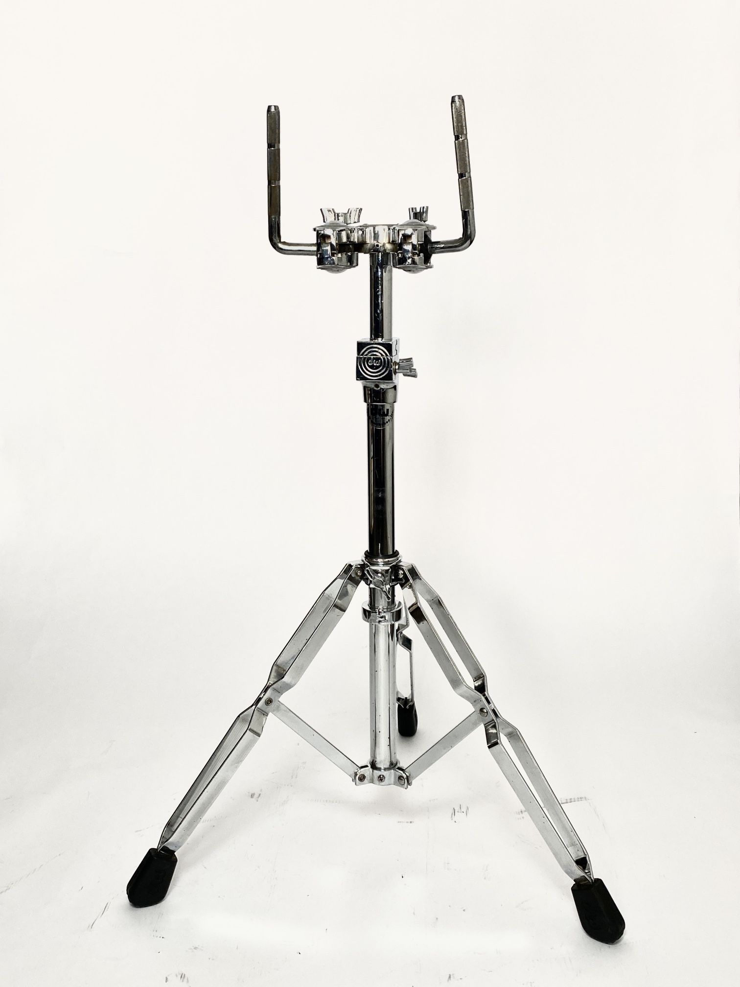 DW 9000 Series Double Tom Stand