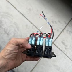 Nilight 3 Gang Rocker Switch Panel 