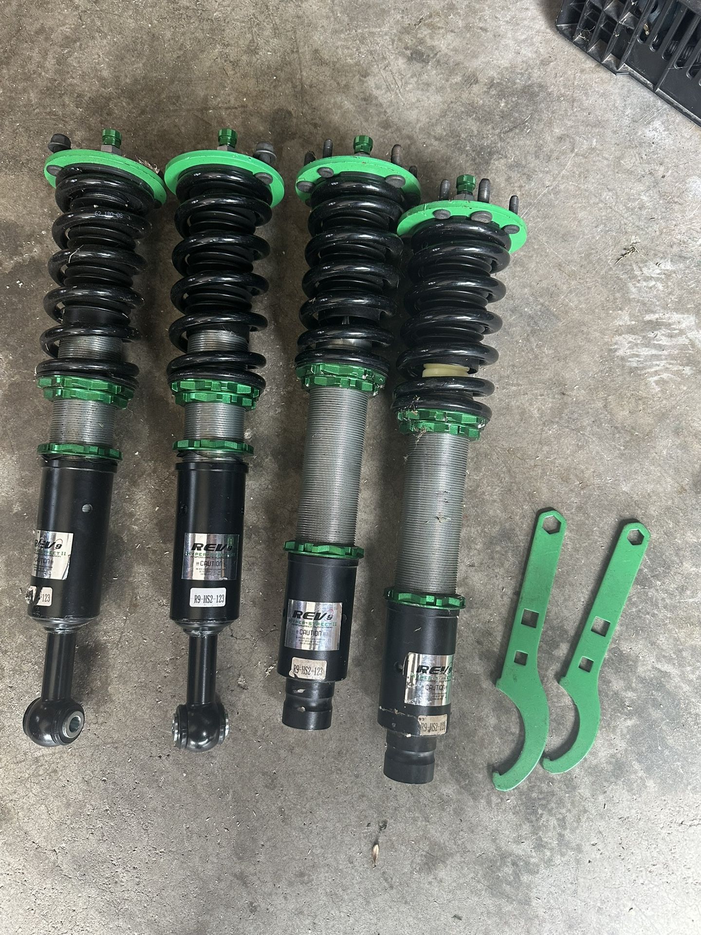 04-07 Acura TL Rev9 Adjustable Suspension