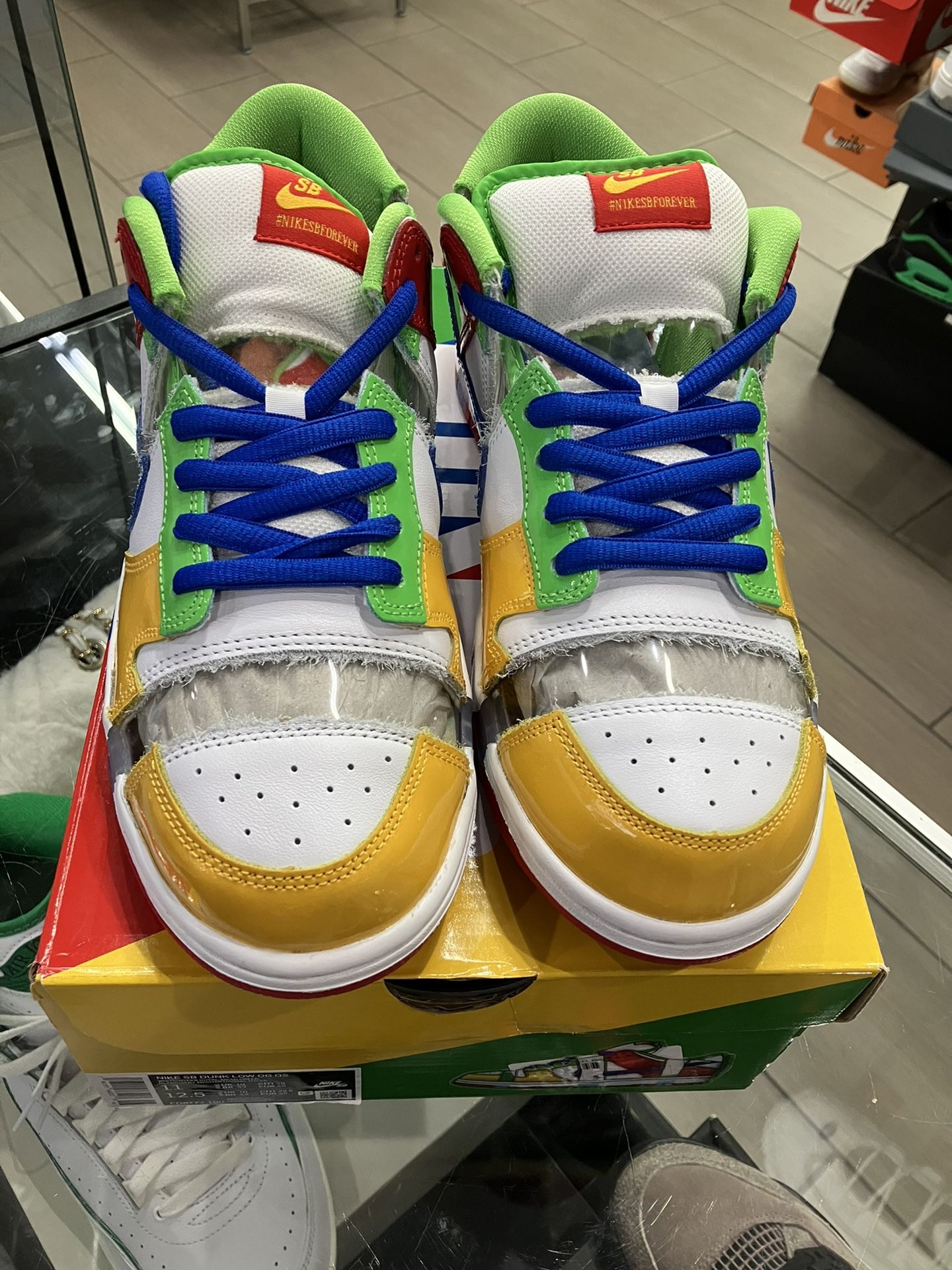 NEW Nike SB Dunk Low SandyBodecker