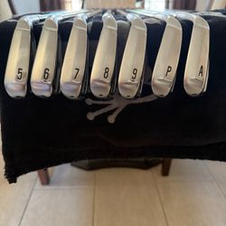 Golf clubs