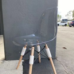 Plastic Dinning Chair - Clear/wood