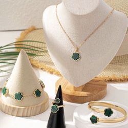 Luxury Set