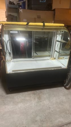 Display fridge