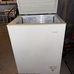 Frigidaire deep freezer