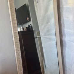 Big Mirror 