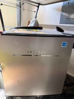 Mini fridge
