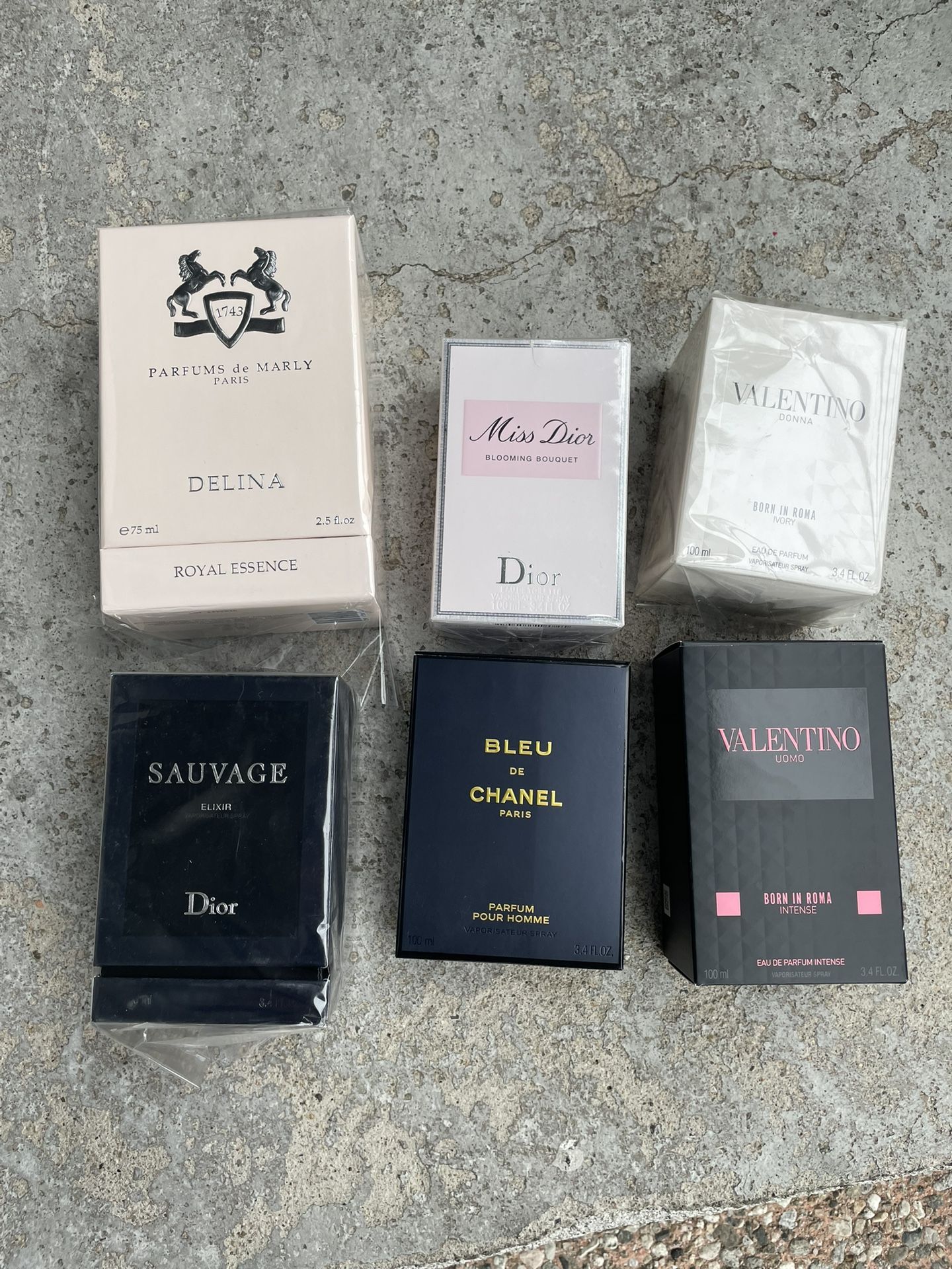 Men And Women Fragrances - Read Description - Se Habla Español