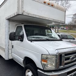 2009 Ford E-350