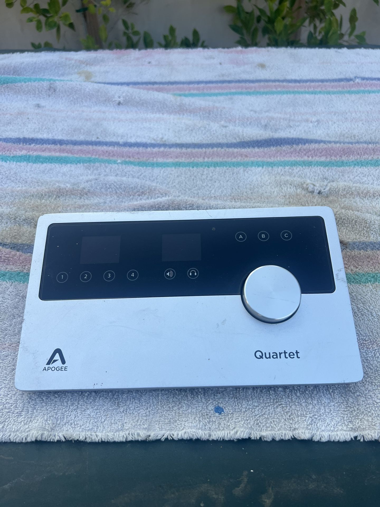 Apogee Quartet