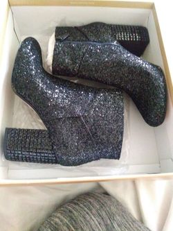 Anabella Ankle Boot