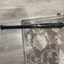 29 Inch Wood Bat Easton Ghost Baseball Bat 